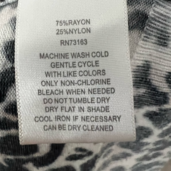 Cheeta Print Cardigan - Picture 3 of 3